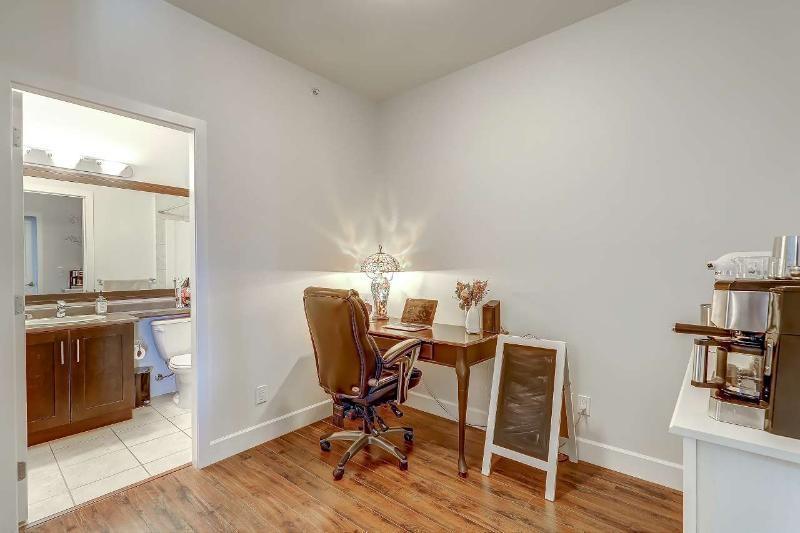 315 46262 FIRST AVENUE|Chilliwack Proper East