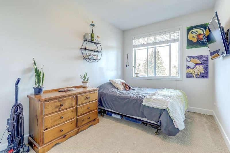 315 46262 FIRST AVENUE|Chilliwack Proper East