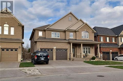 11 REDTAIL Street Kitchener ON N2K4H9