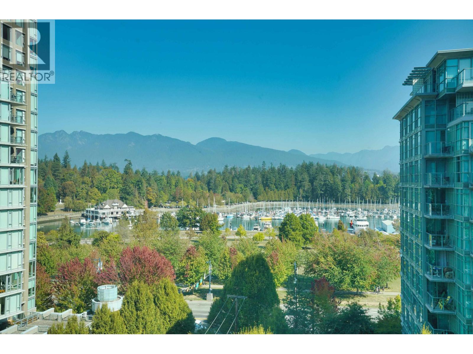 902 1888 ALBERNI STREET