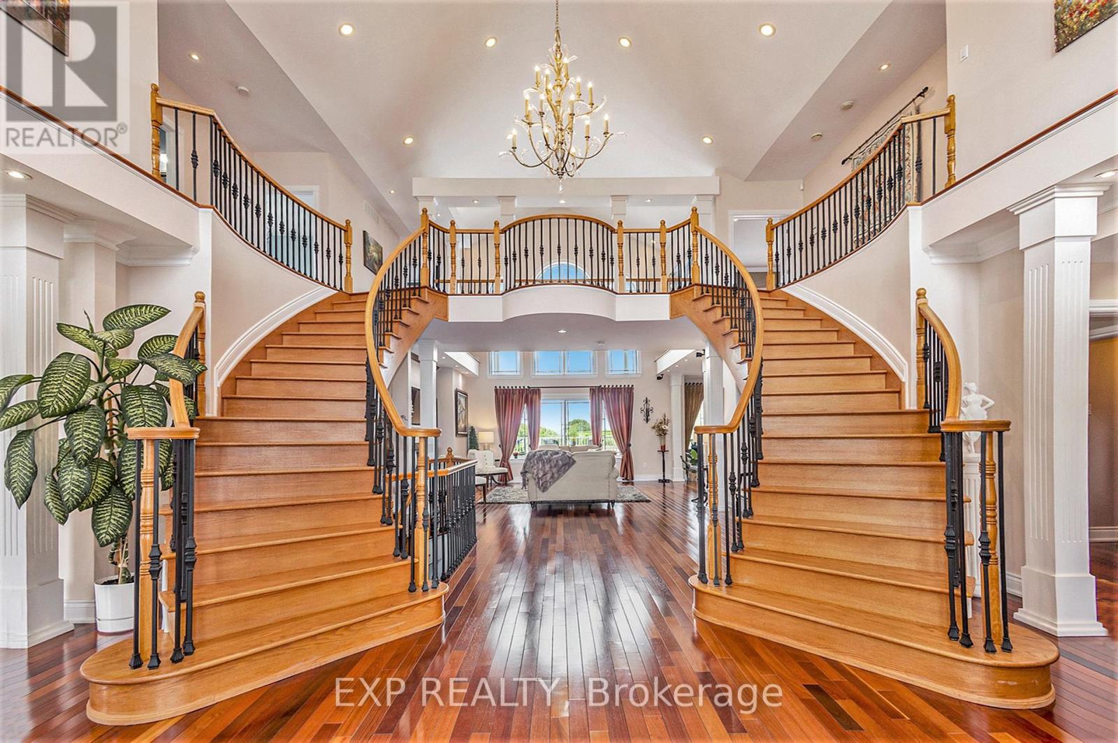1284 RIDEAU COVE COURT