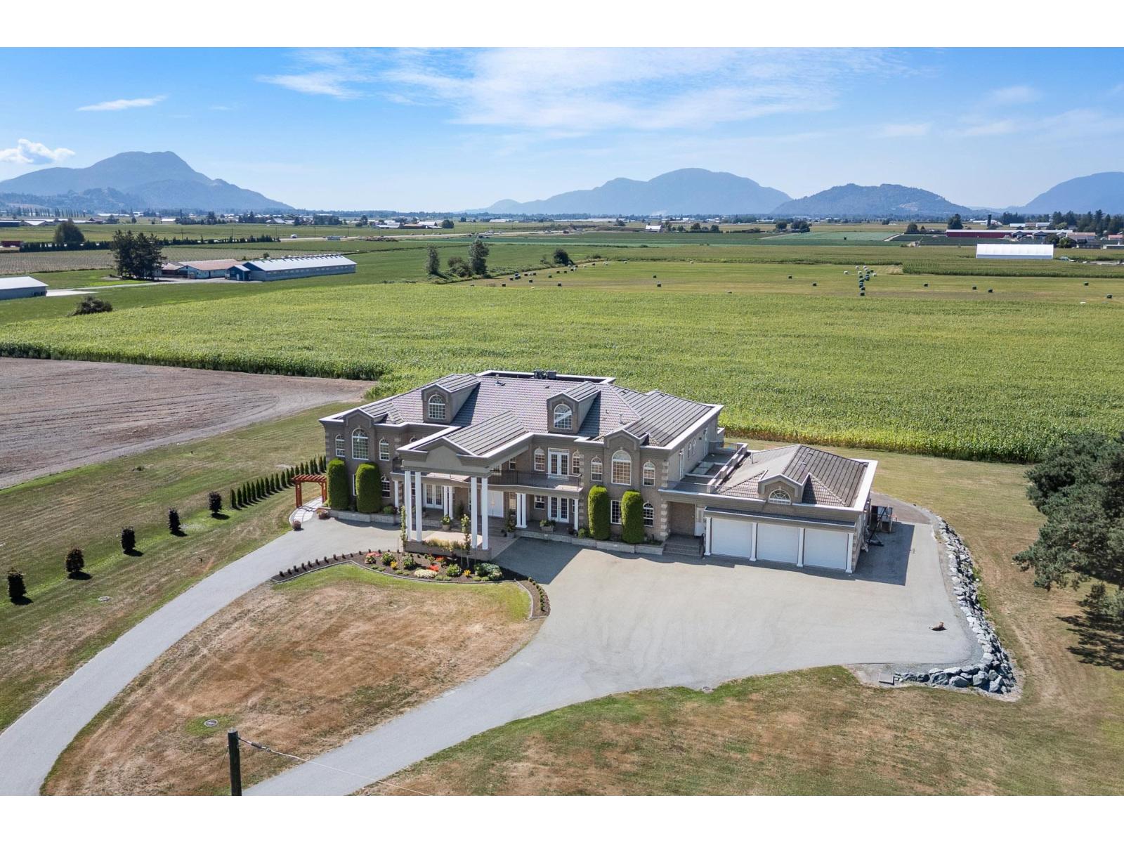 8703 UPPER PRAIRIE ROAD|East Chilliwack