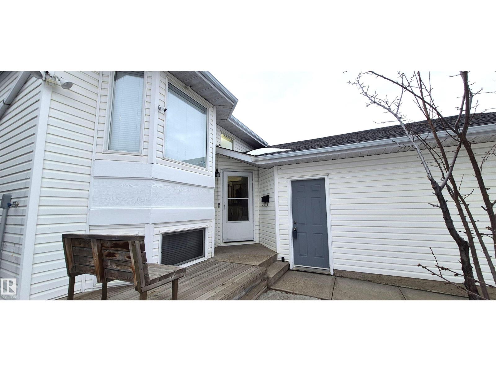 408 JENNINGS BA NW NW