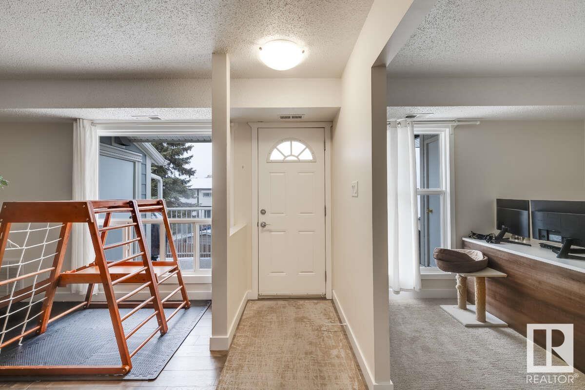 2306 151 AV NW