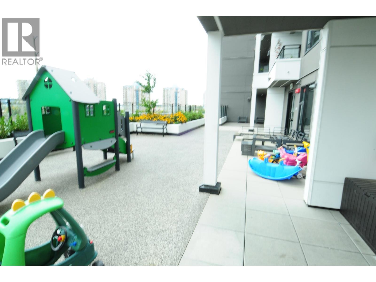 307 1012 AUCKLAND STREET