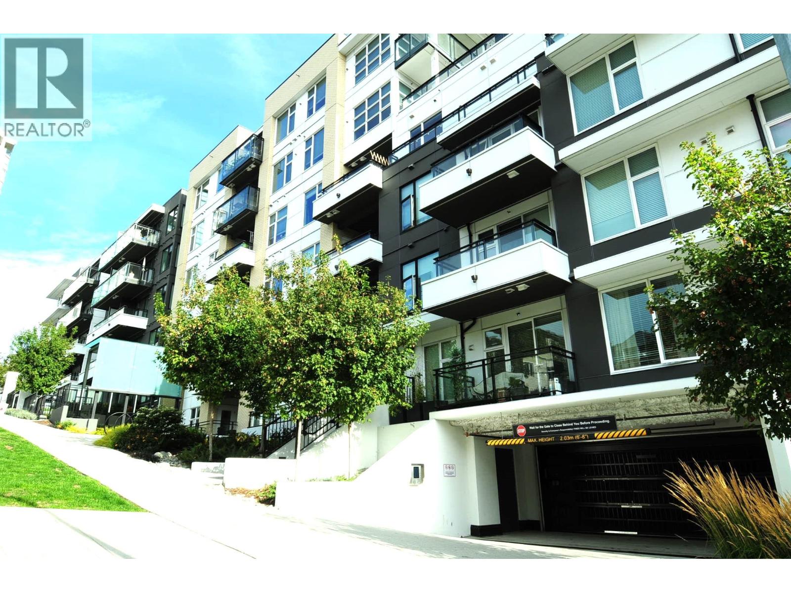 307 1012 AUCKLAND STREET