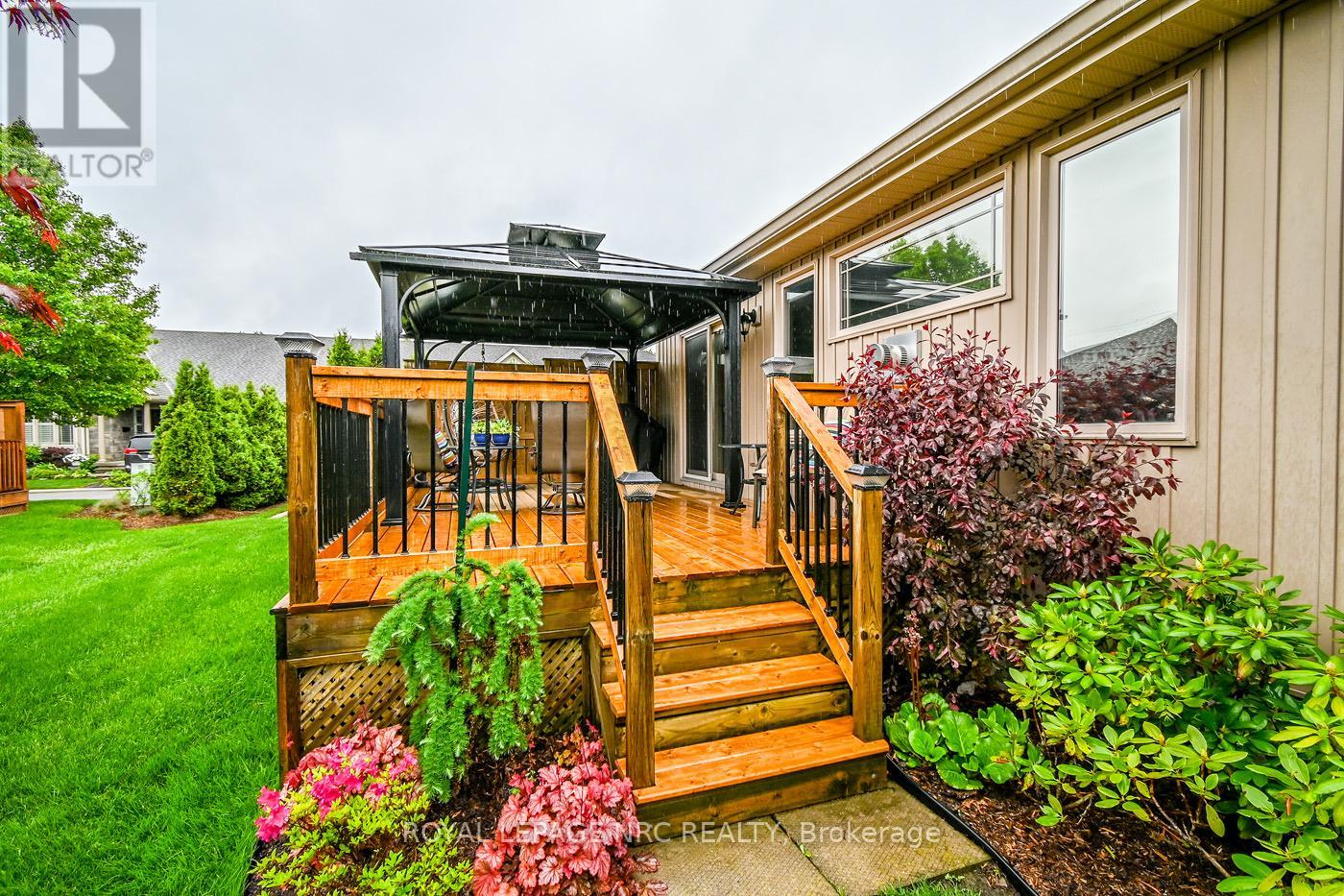31 - 70 ELMWOOD AVENUE