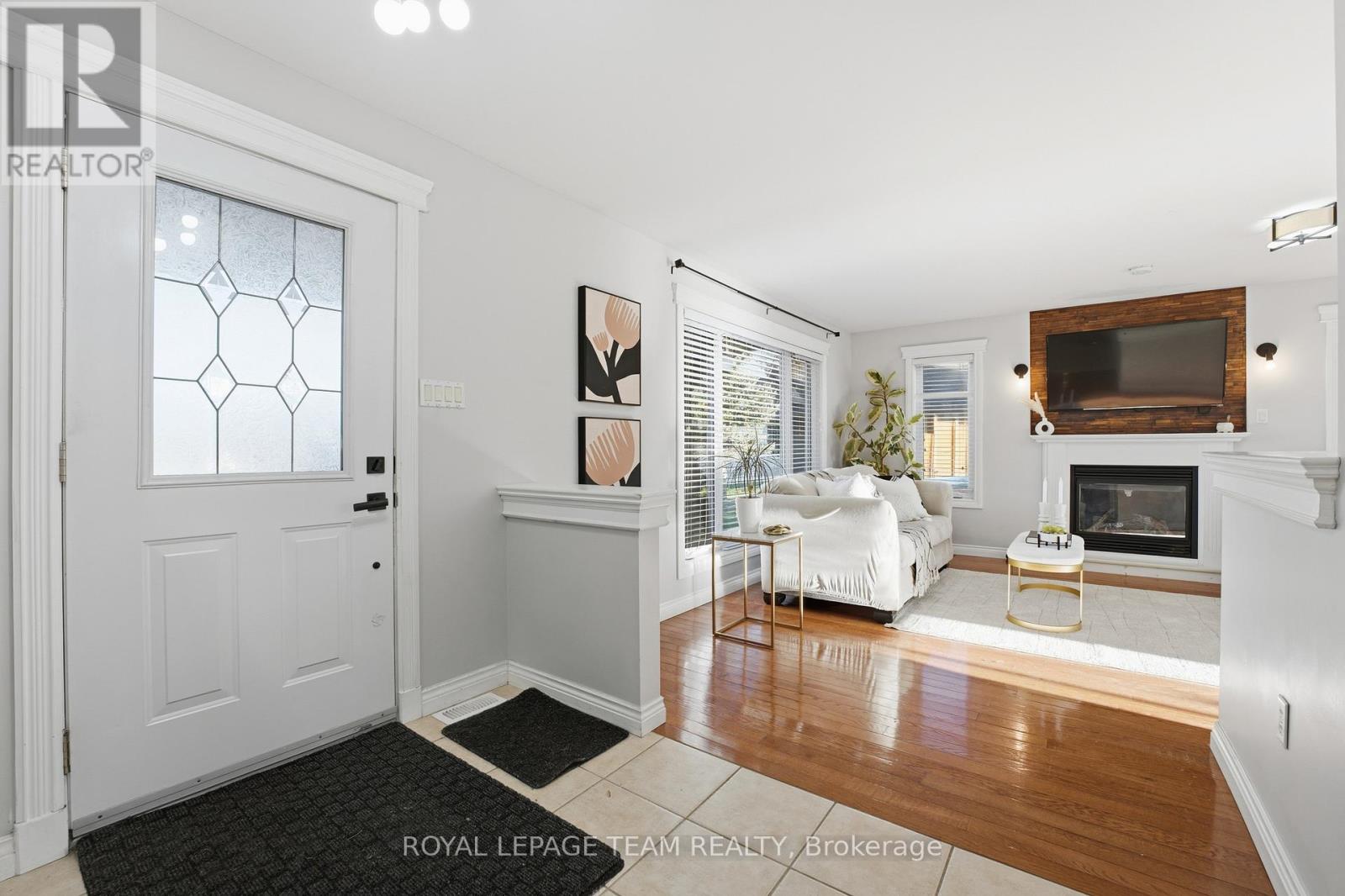 116 MCLACHLIN STREET S