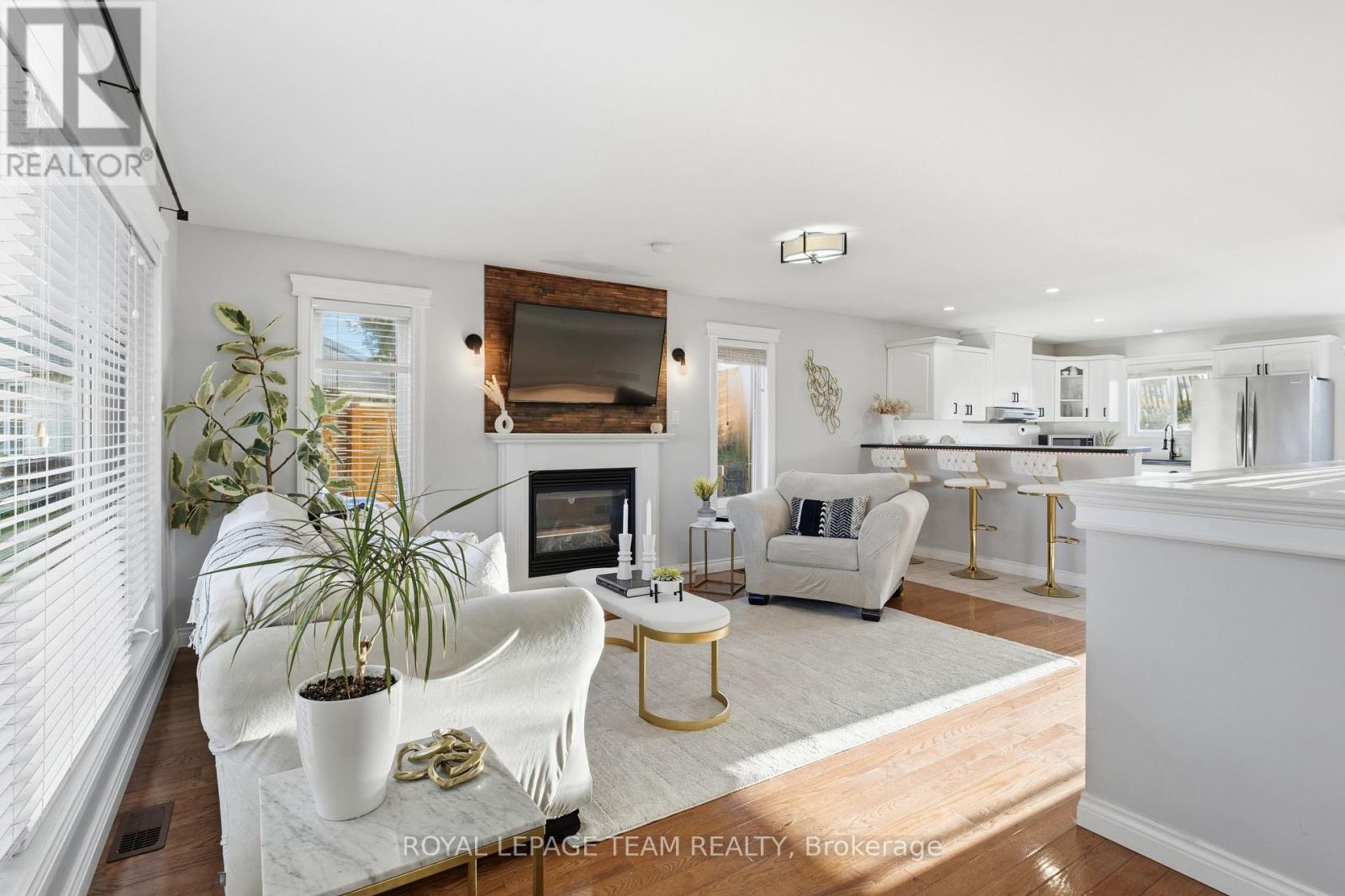 116 MCLACHLIN STREET S