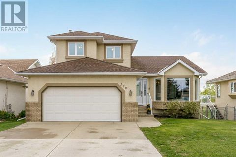 220 Lakeside Greens Drive Chestermere AB T1X1C5
