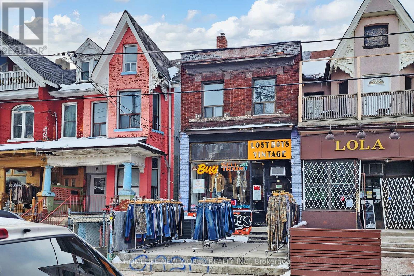 38 KENSINGTON AVENUE