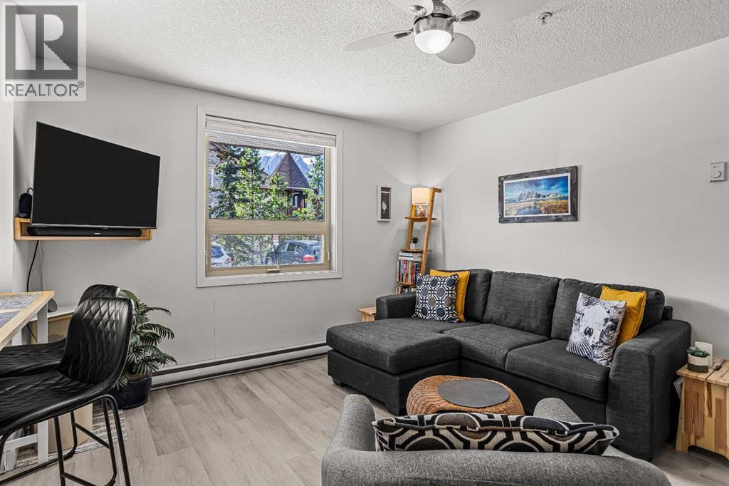 1, 186 Kananaskis Way