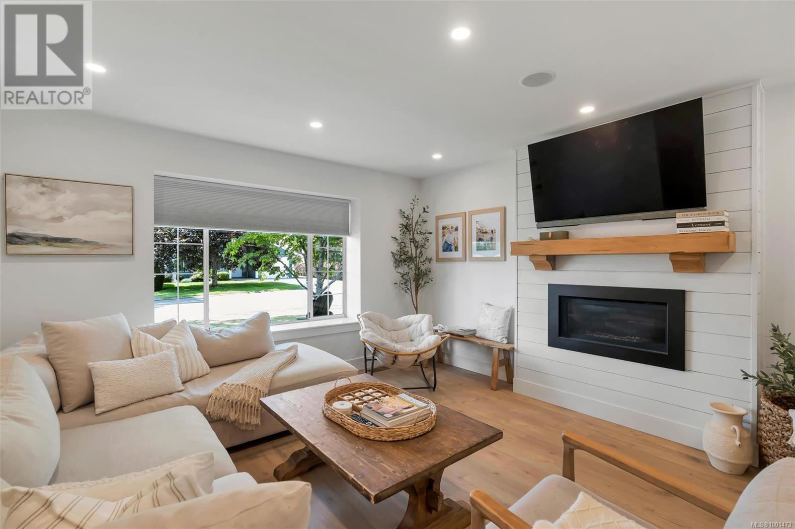 726 Miller Ave