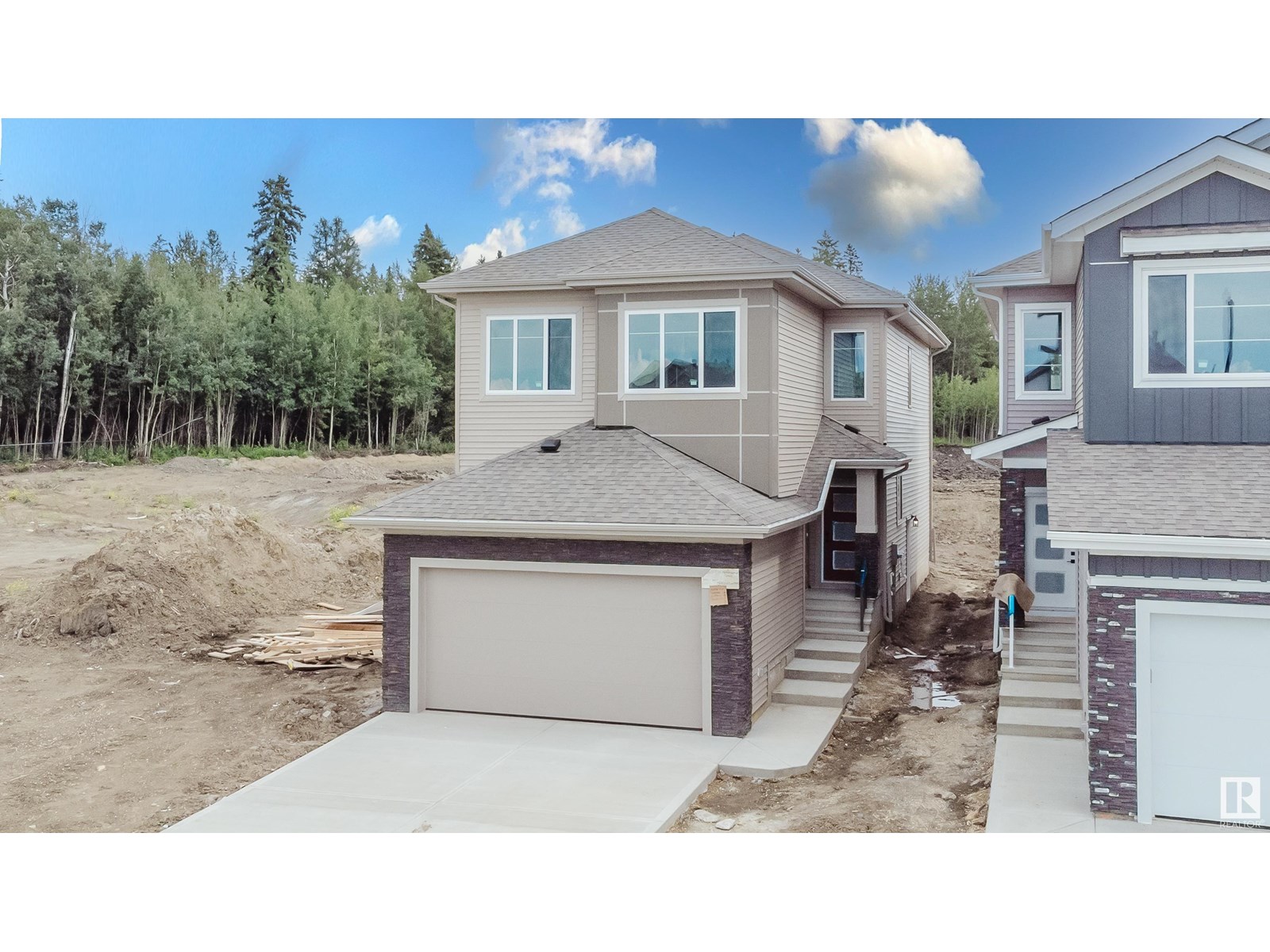 43 Meadowgrove LN