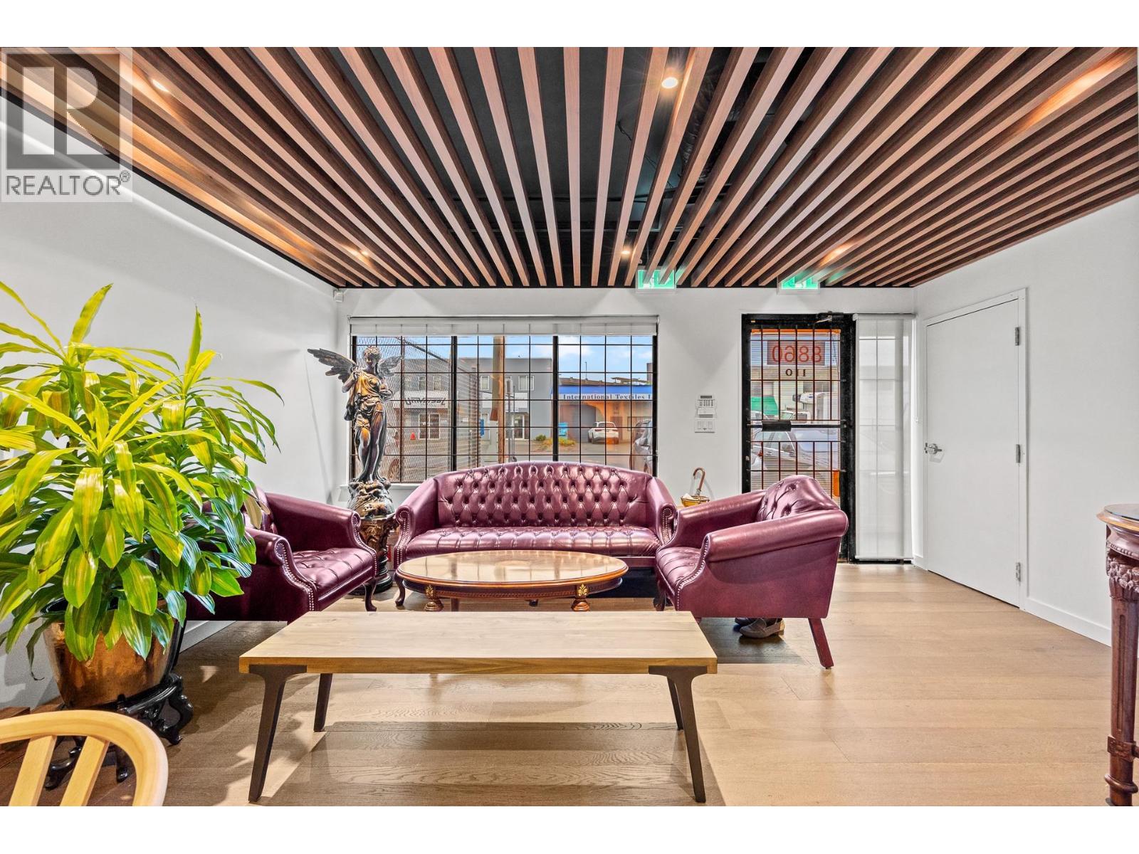 110 8860 BECKWITH ROAD