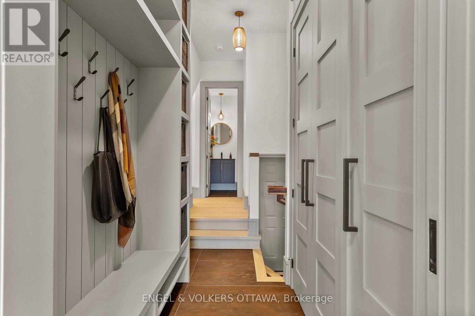37 CLARENDON AVENUE