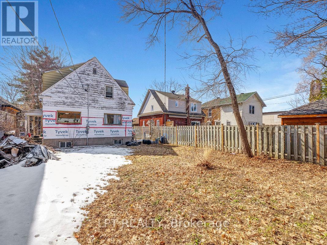 219 GOULBURN AVENUE