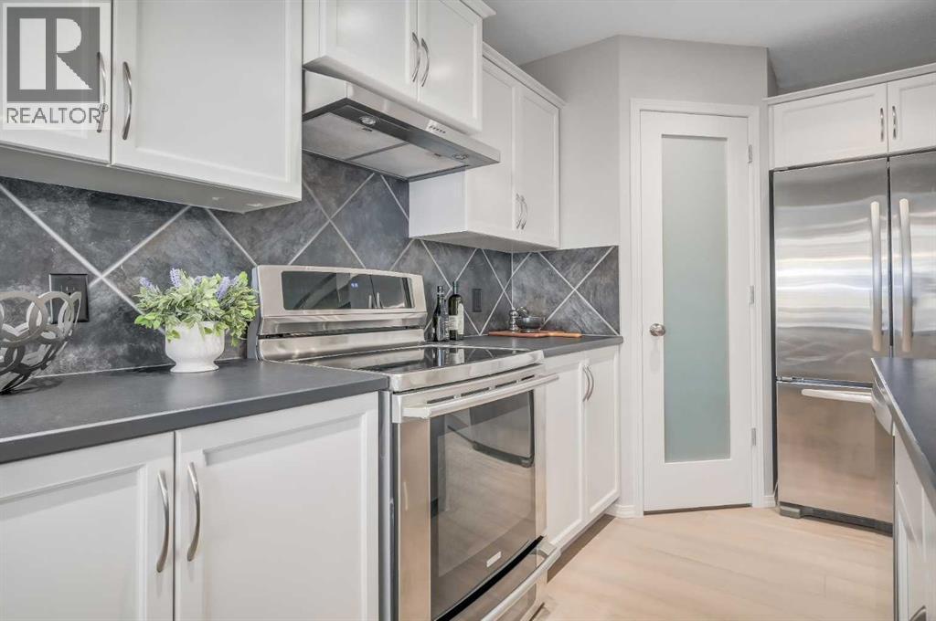 127 Kincora Drive NW