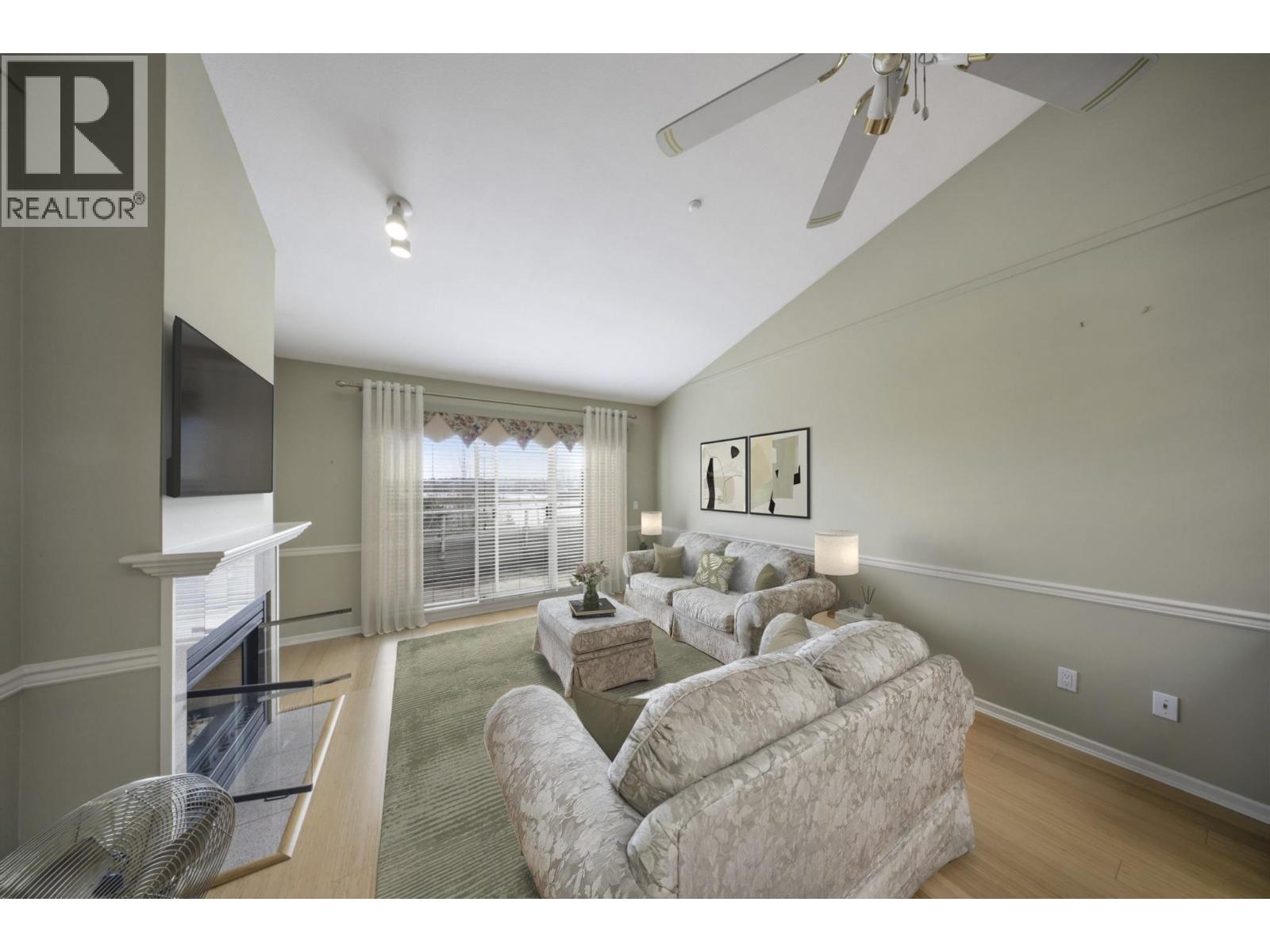 20 323 GOVERNORS COURT