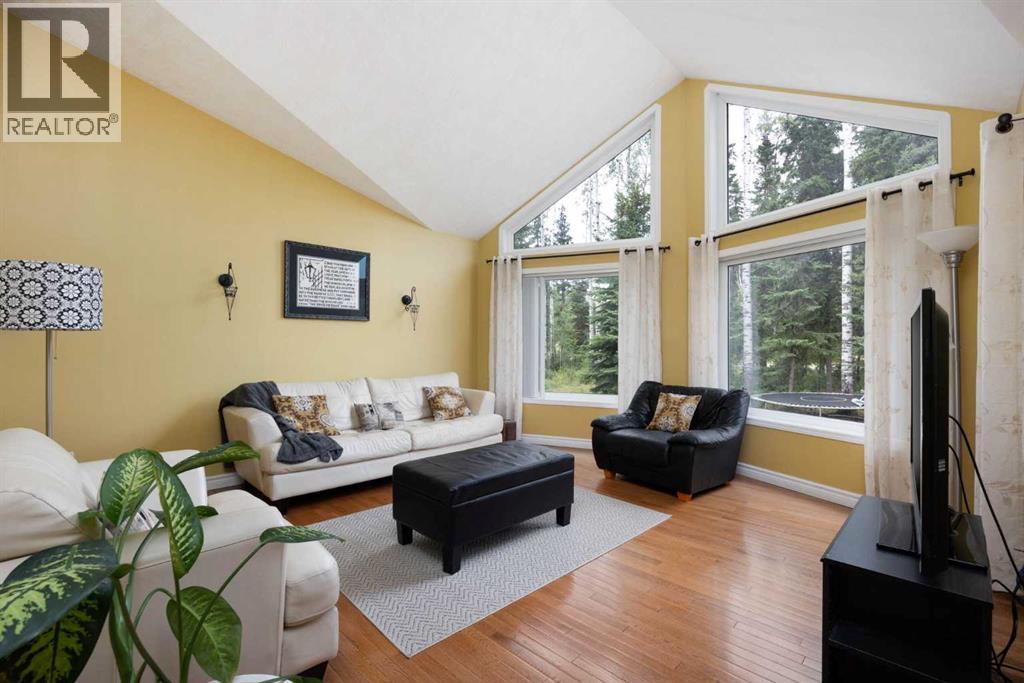 115 Community Lane