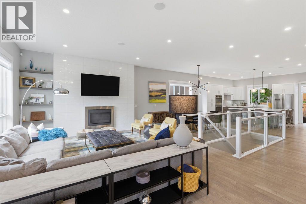 223 Oakland Place SW