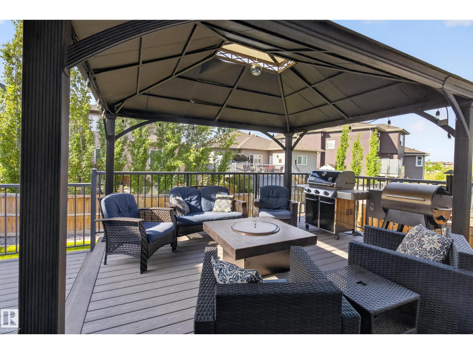 457 MEADOWVIEW DR