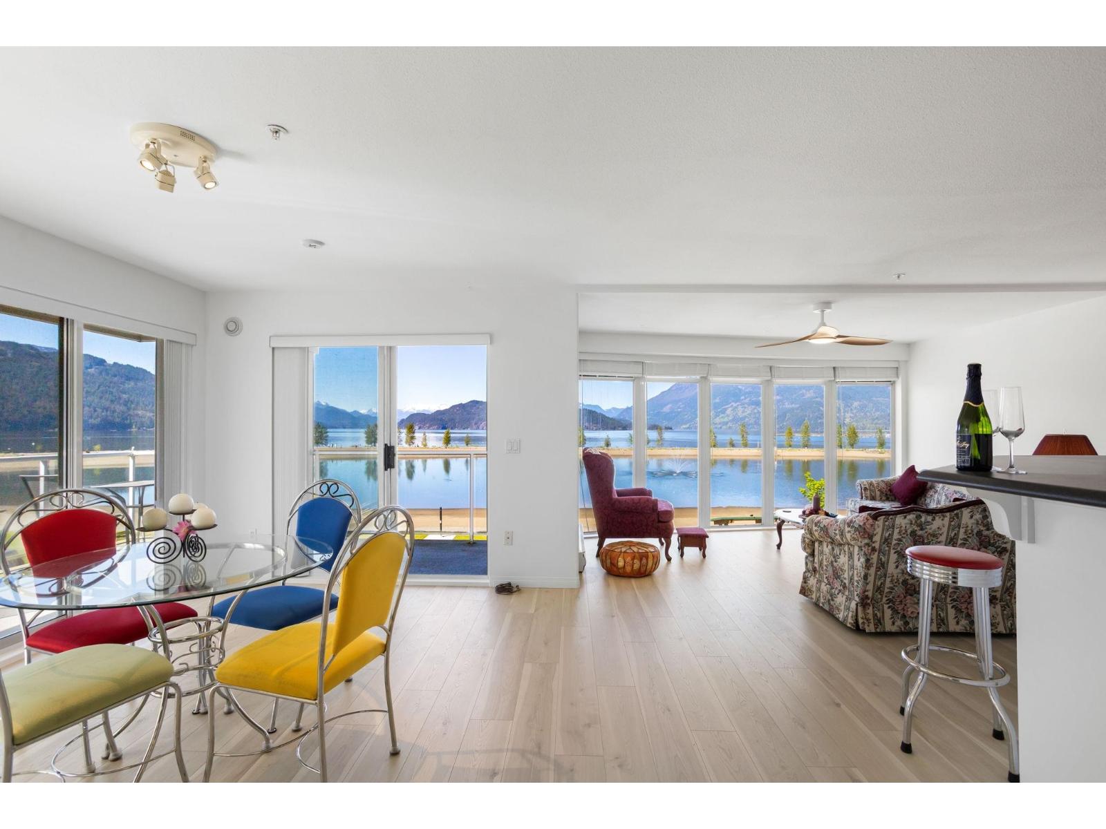 315 328 ESPLANADE AVENUE|Harrison Hot Springs