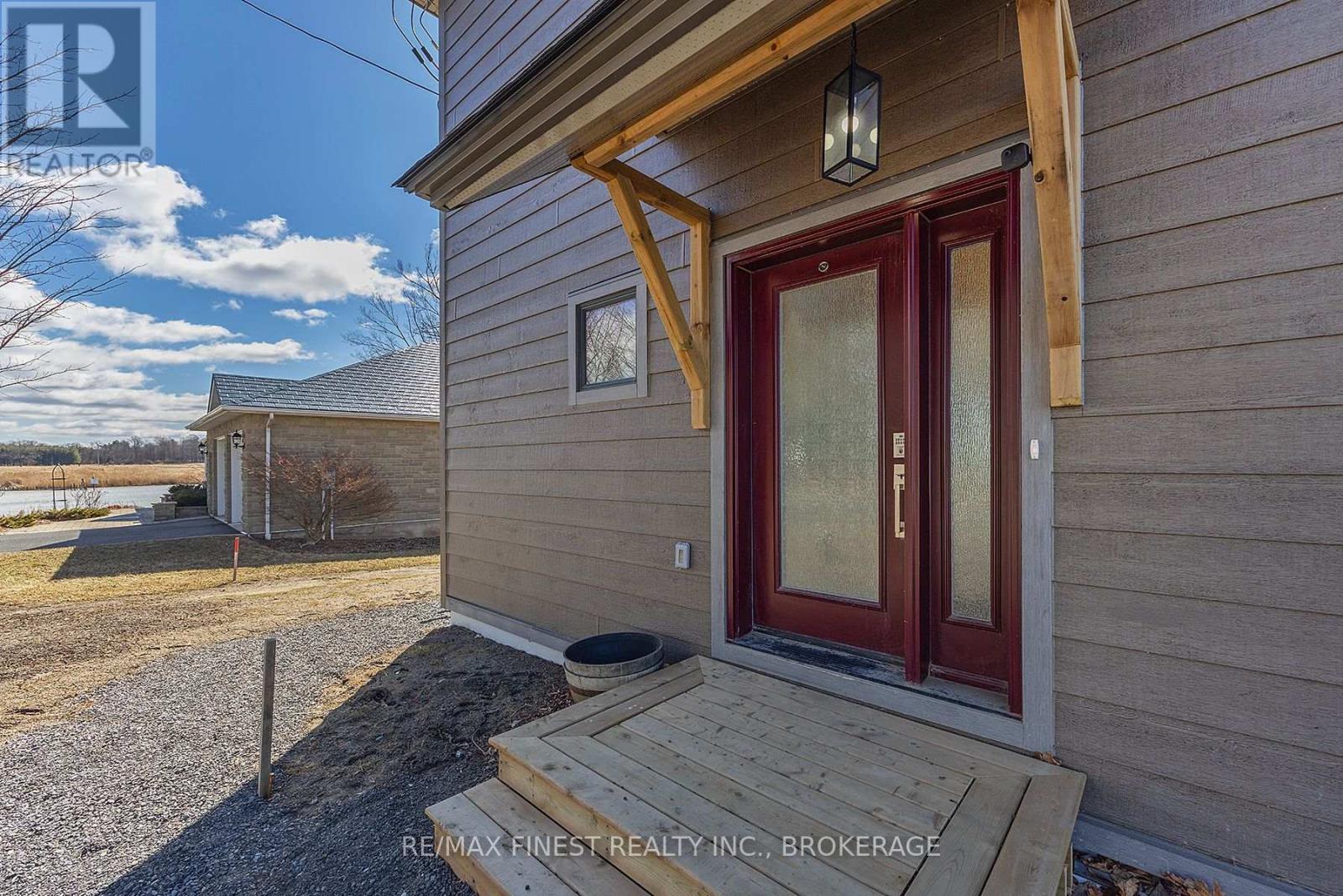 113 WILLOWBANK ROAD E