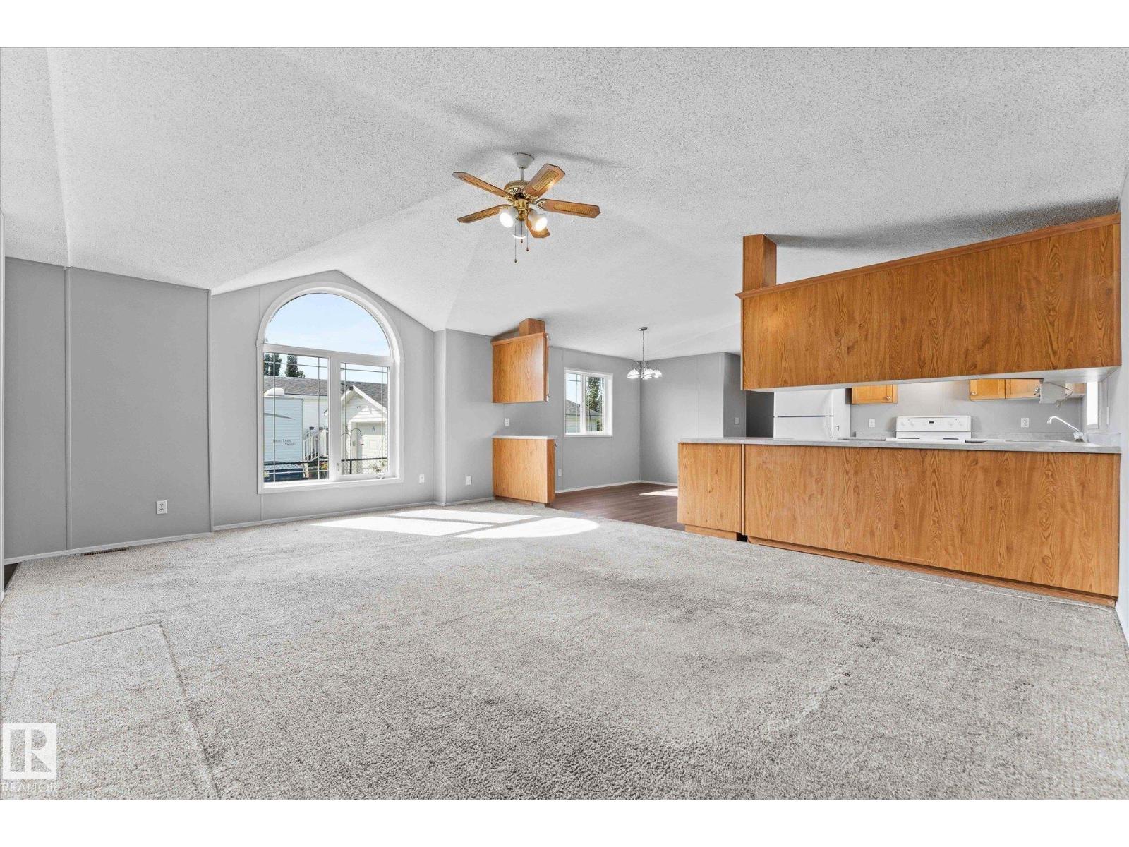29 GRAYWOOD CV