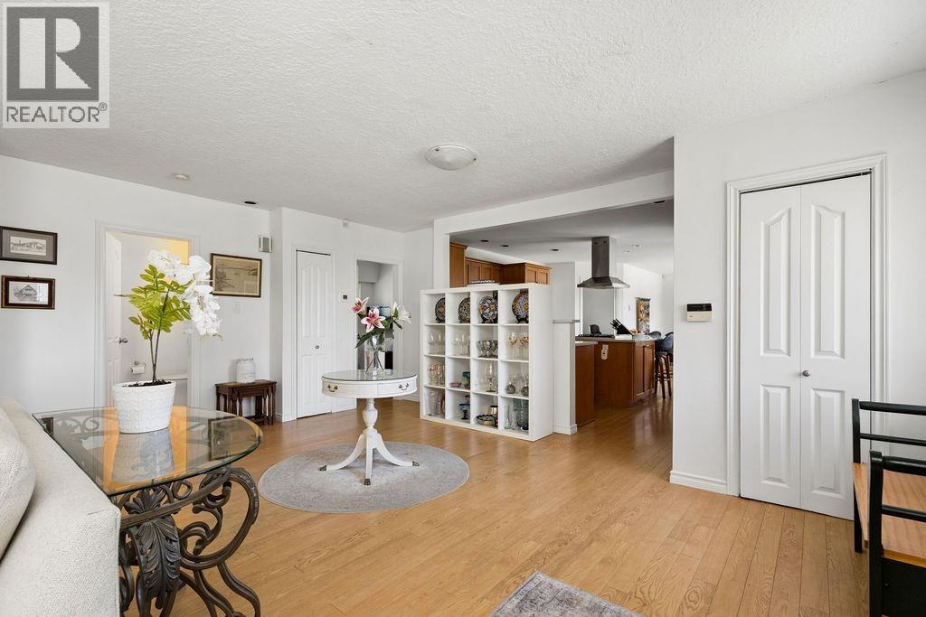 1005 WESTMOUNT DRIVE