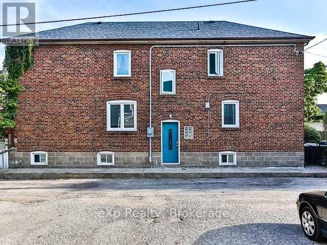 #02 - 36 SECOND STREET