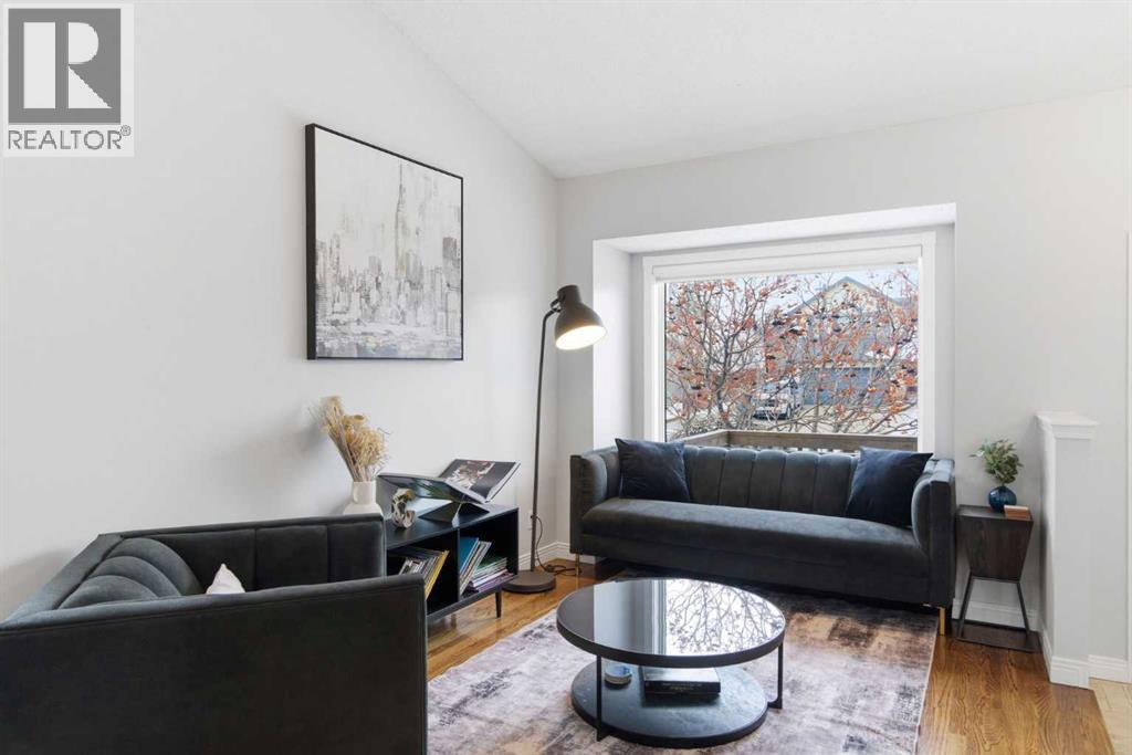 871 Riverbend Drive SE