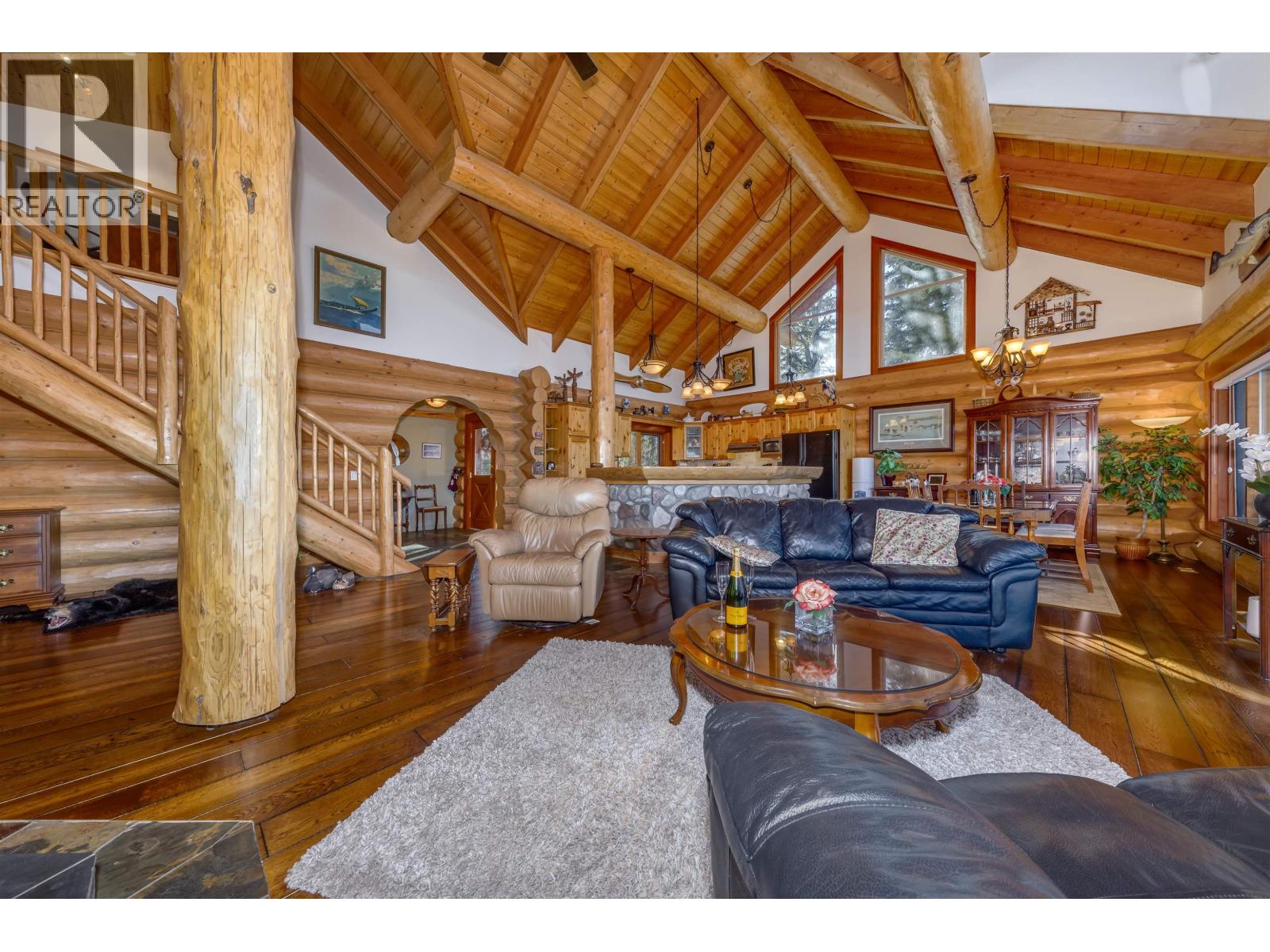 263 GREEN LAKE ROAD SOUTH