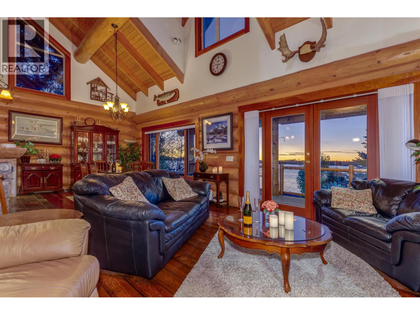 263 GREEN LAKE ROAD SOUTH