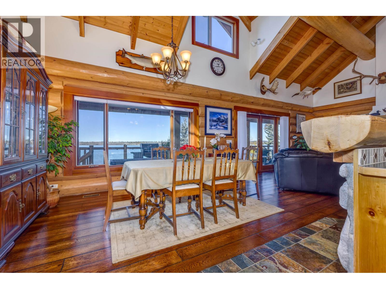 263 GREEN LAKE ROAD SOUTH