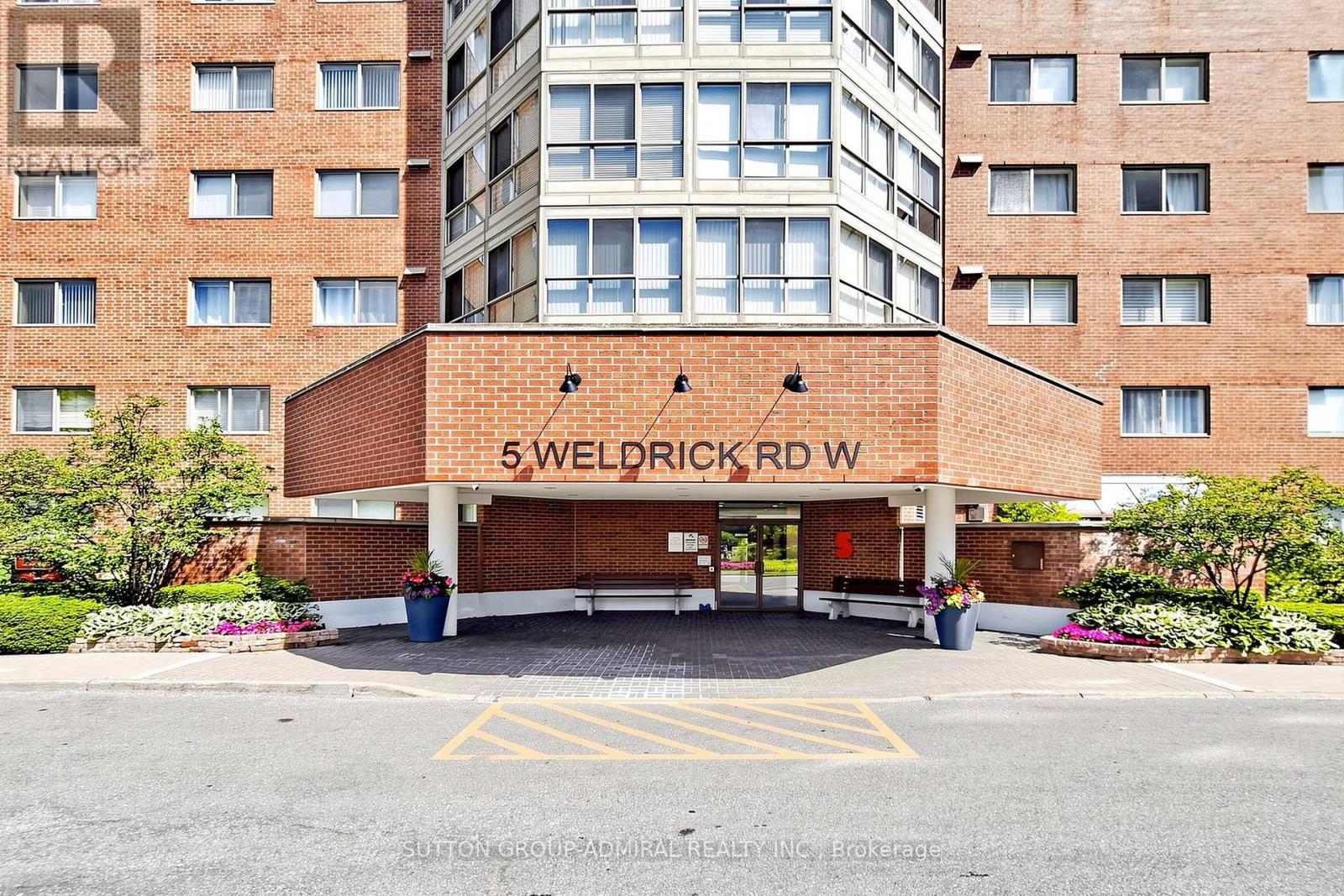 208 - 5 WELDRICK ROAD W