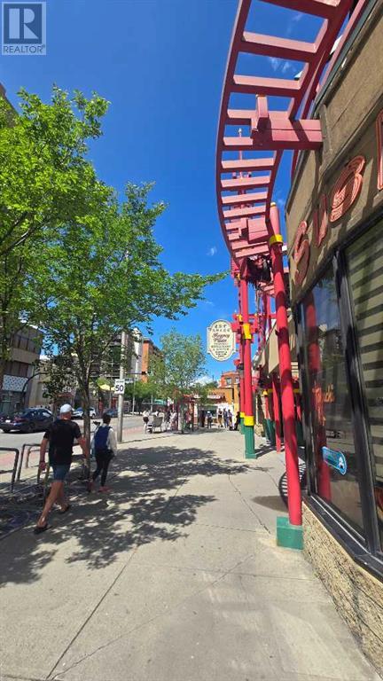 101, 328 Centre Street SE