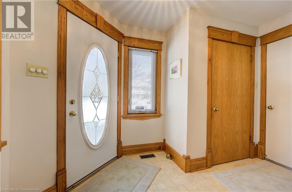 20 VIENNA Crescent