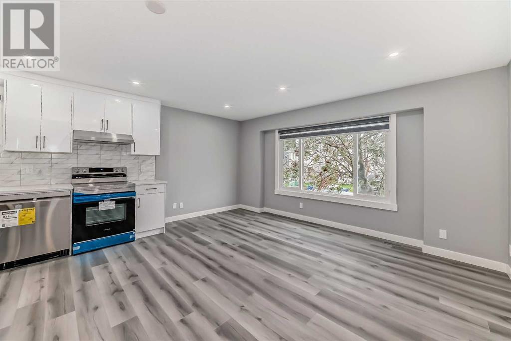 110 Falmere Way NE