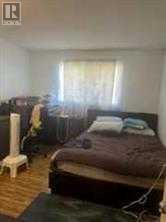 168 & 166 Dovertree Place SE