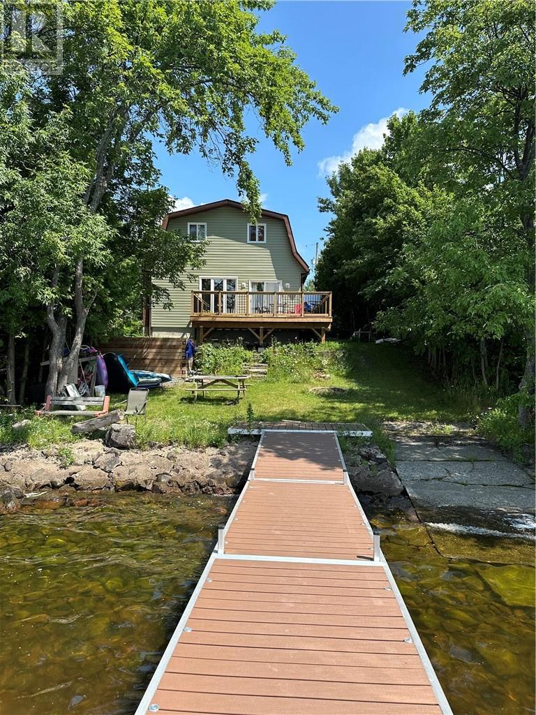Photo 1 of 19 — 38 MAURICE Road, Sturgeon Falls, ON P2B3M1