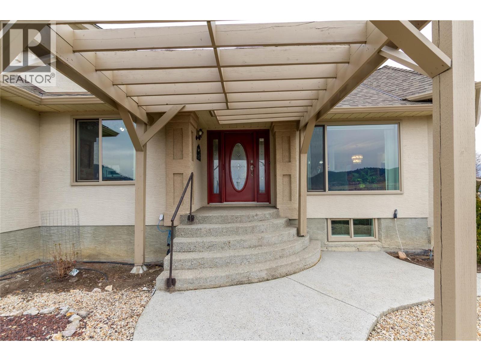 7020 Lakeridge Drive