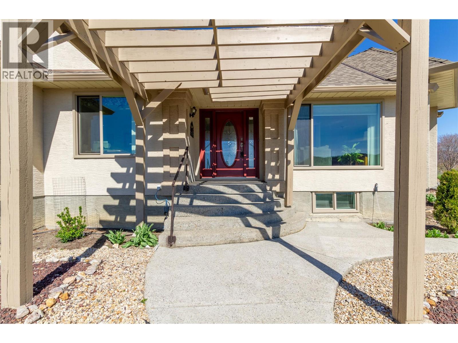 7020 Lakeridge Drive