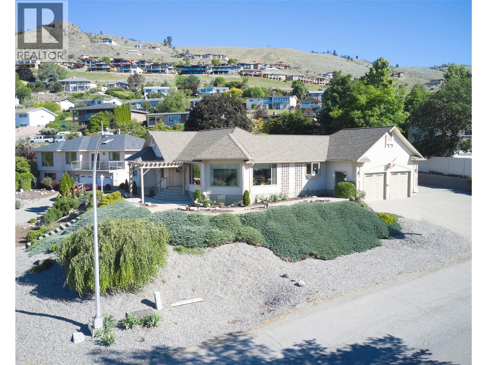 7020 Lakeridge Drive