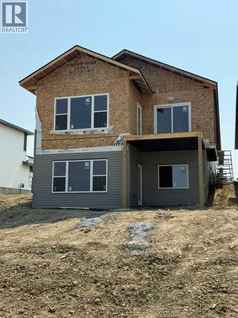 11 Vincent Gate