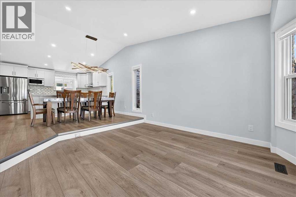 55 Whitehaven Crescent NE