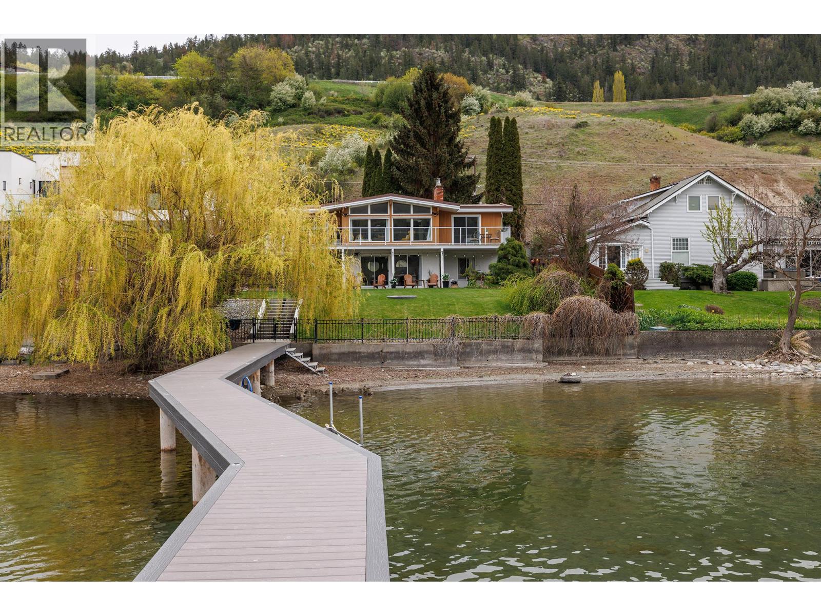 8291 Okanagan Landing Road