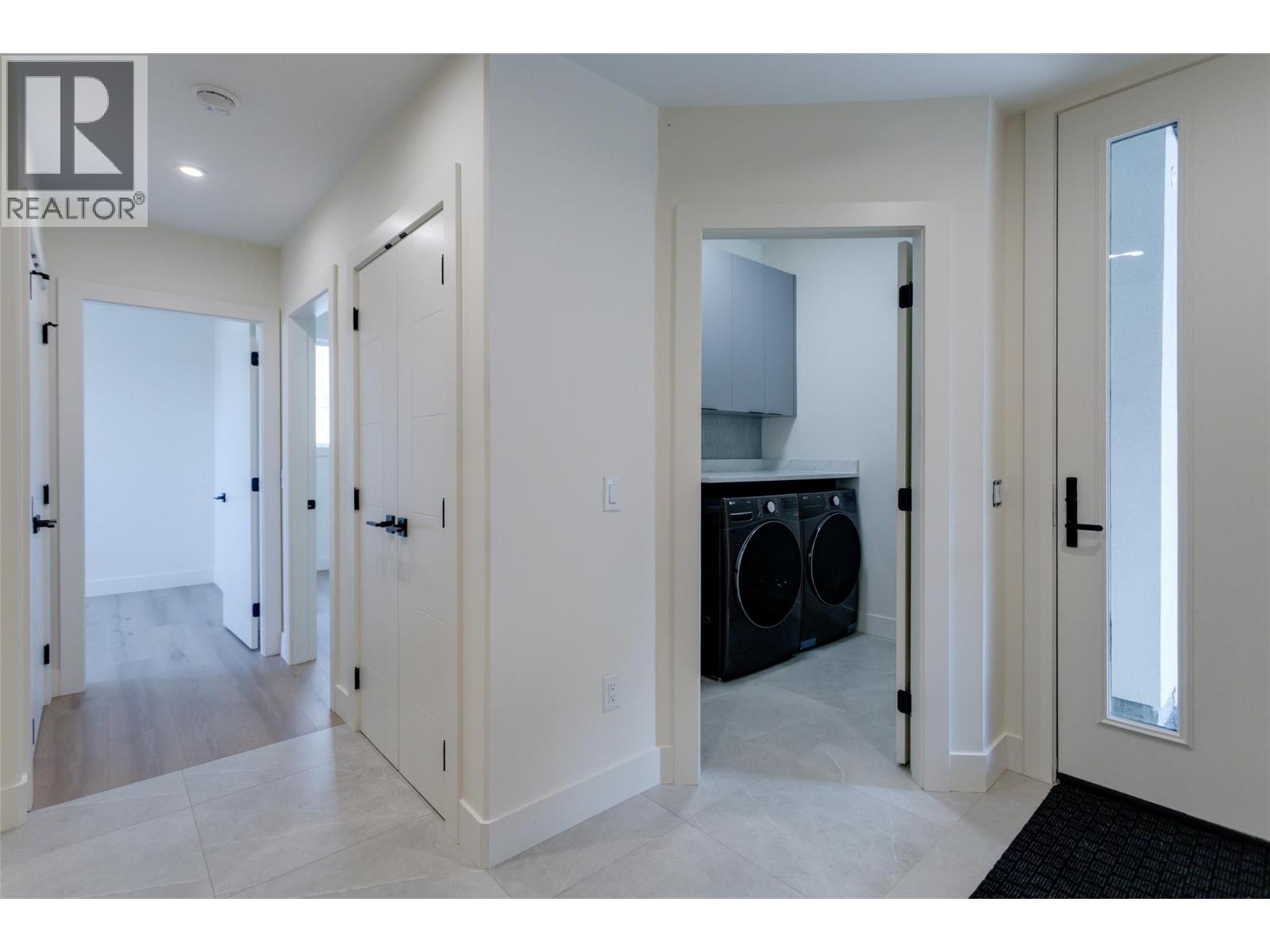 970 Lawson Avenue Unit# 4