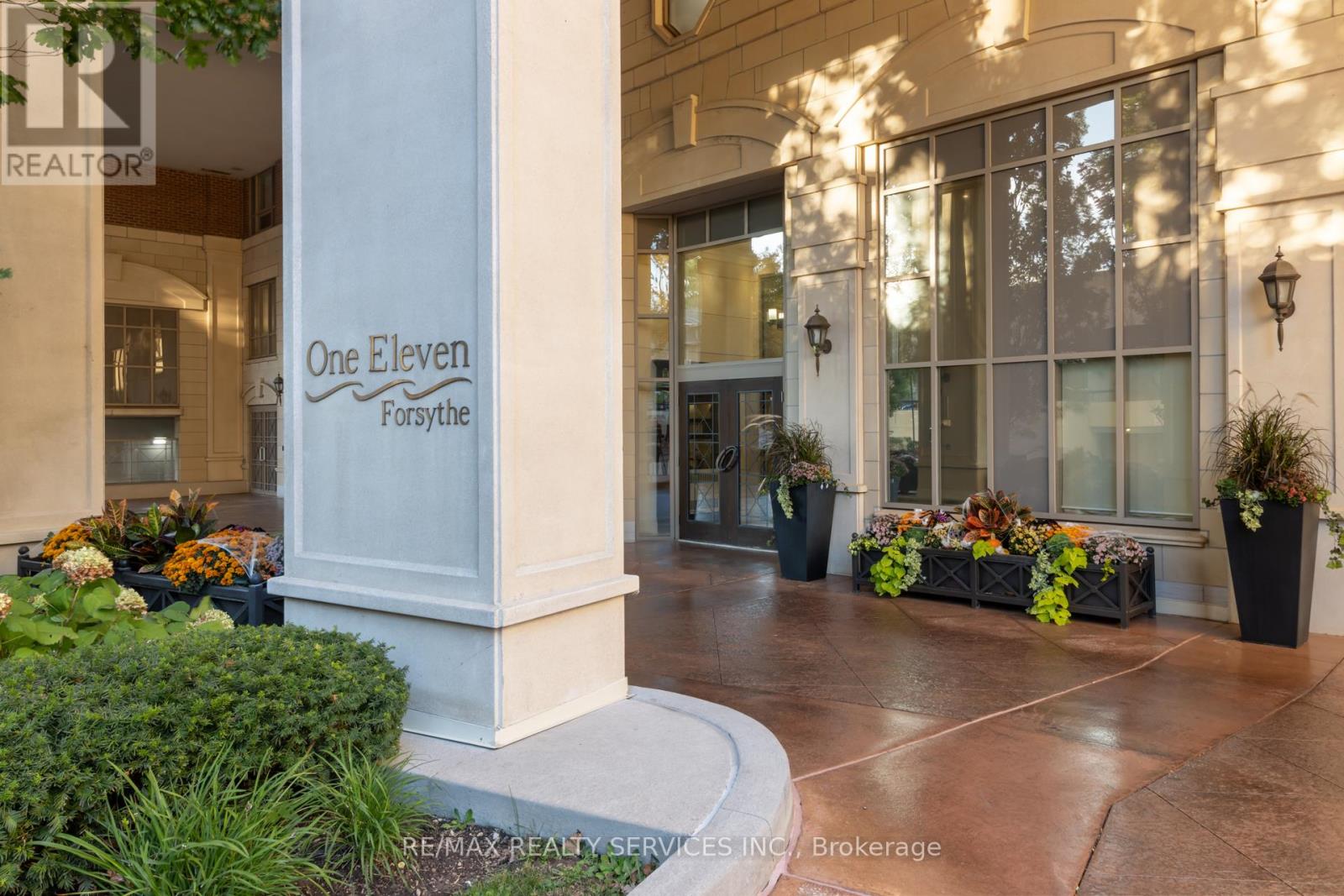 1003 - 111 FORSYTHE STREET