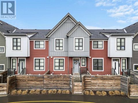 1612 210 Avenue SE Calgary AB T2X4N1